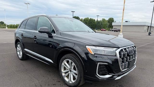 2025 Audi Q7 quattro Premium Plus 55 TFSI