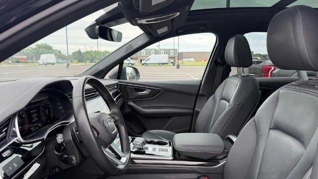 2025 Audi Q7 quattro Premium Plus 55 TFSI