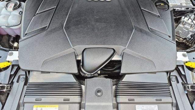 2025 Audi Q7 quattro Premium Plus 55 TFSI