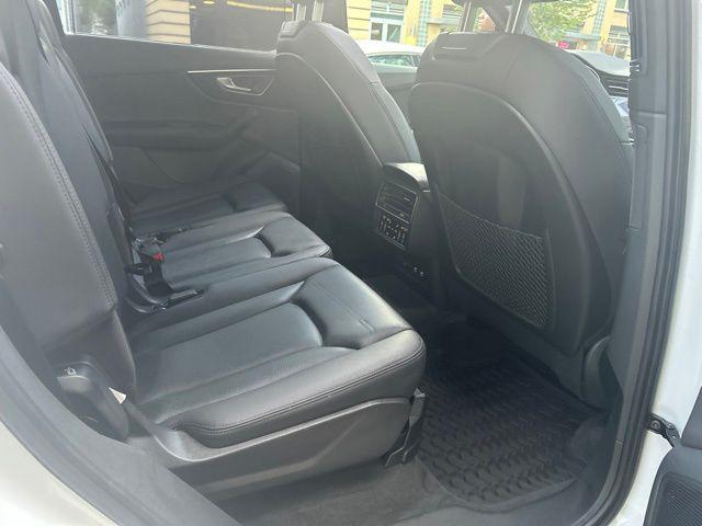 2021 Audi Q7 - $22,477
