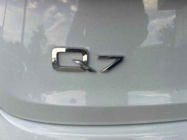 2021 Audi Q7 - $22,477