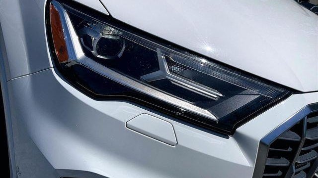 2021 Audi Q7 quattro Premium Plus 55 TFSI