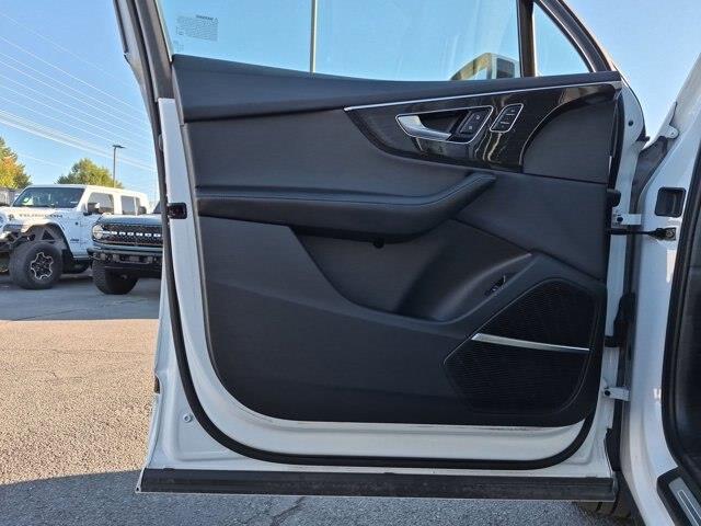 2021 Audi Q7 - $27,845