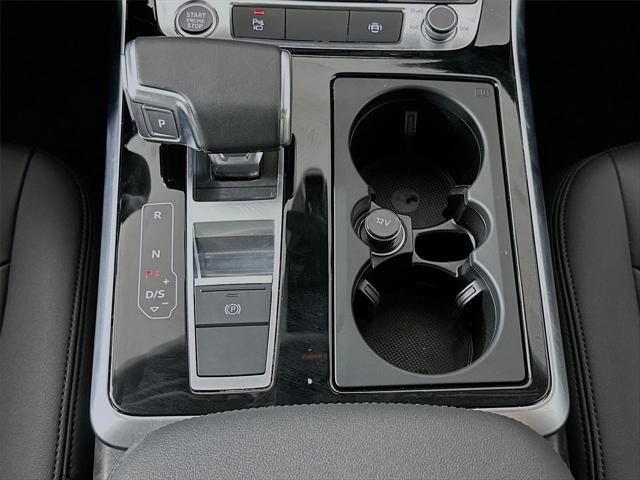 2022 Audi Q7 - $33,300