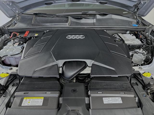 2022 Audi Q7 - $33,300