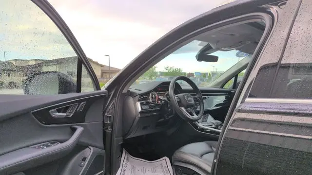 2023 Audi Q7 quattro Premium Plus 55 TFSI