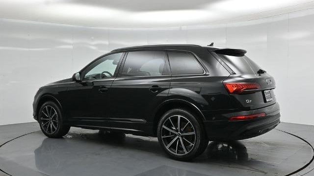 2022 Audi Q7 quattro Premium Plus 55 TFSI