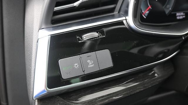 2022 Audi Q7 quattro Premium Plus 55 TFSI