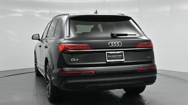 2022 Audi Q7 quattro Premium Plus 55 TFSI