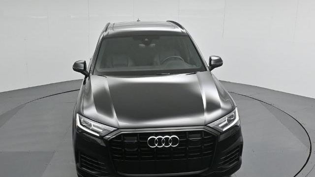2022 Audi Q7 quattro Premium Plus 55 TFSI