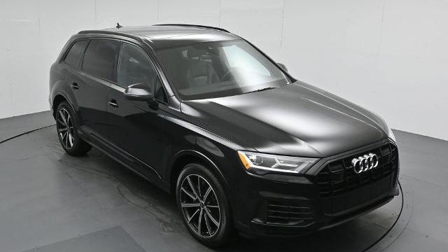 2022 Audi Q7 quattro Premium Plus 55 TFSI
