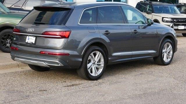 2022 Audi Q7 quattro Premium Plus 55 TFSI