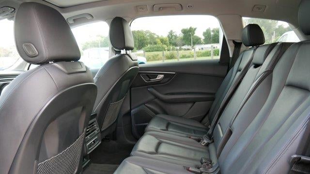 2022 Audi Q7 quattro Premium Plus 55 TFSI