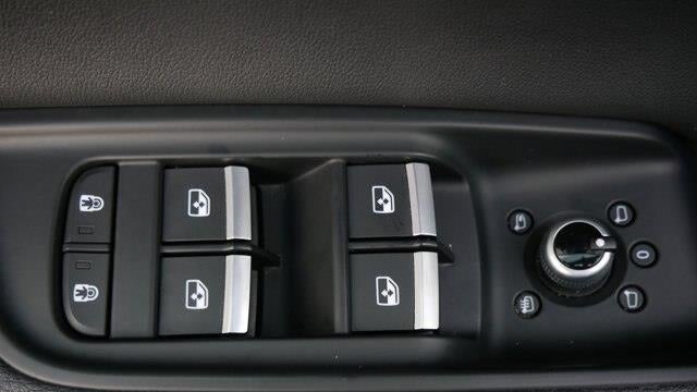 2022 Audi Q7 quattro Premium Plus 55 TFSI
