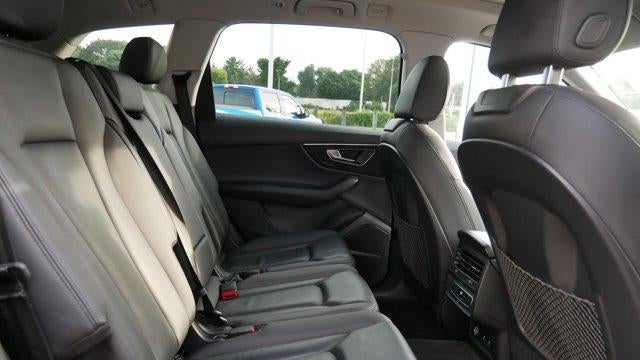2022 Audi Q7 quattro Premium Plus 55 TFSI