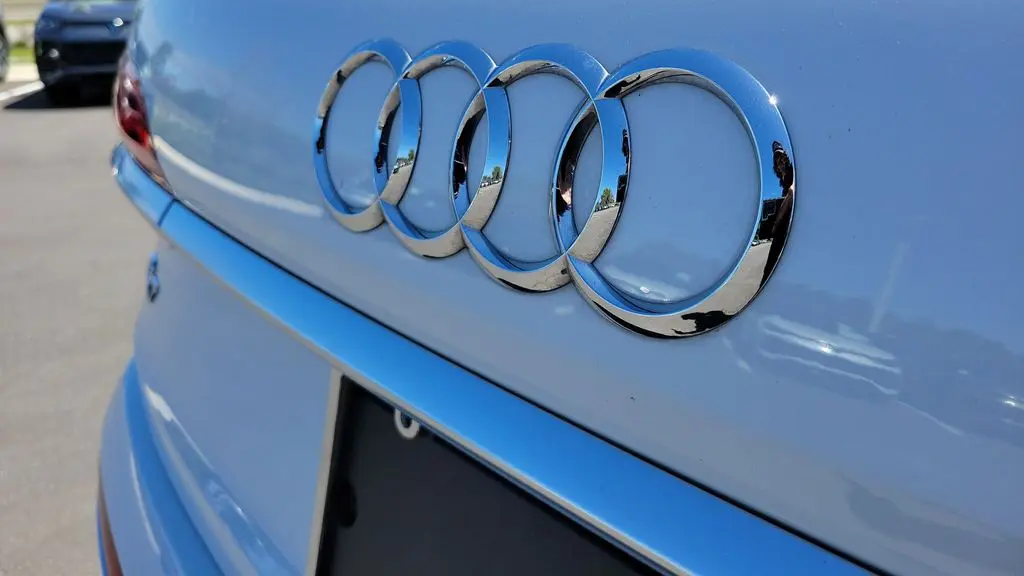 2023 Audi Q7 quattro Premium Plus 55 TFSI