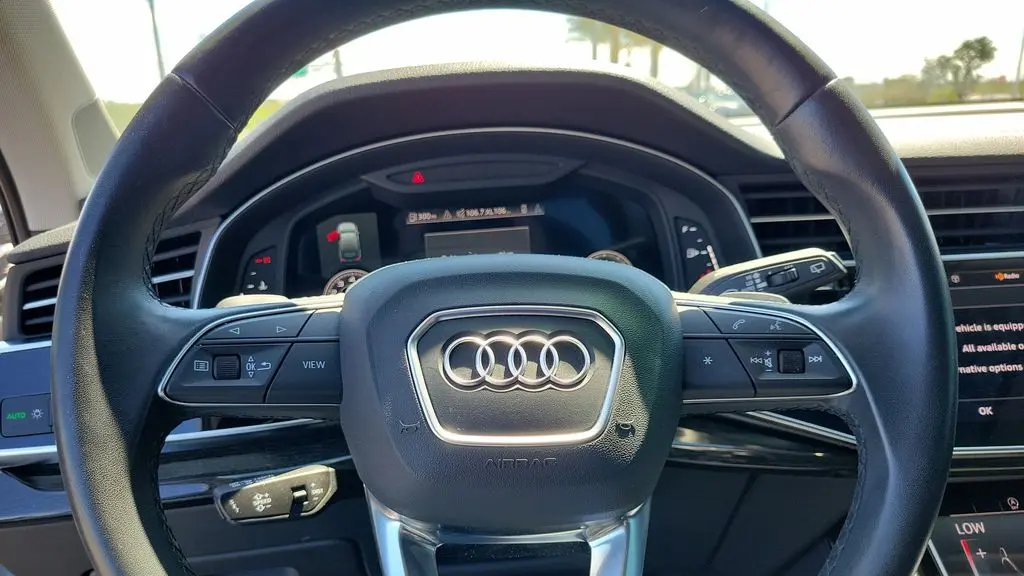 2023 Audi Q7 quattro Premium Plus 55 TFSI