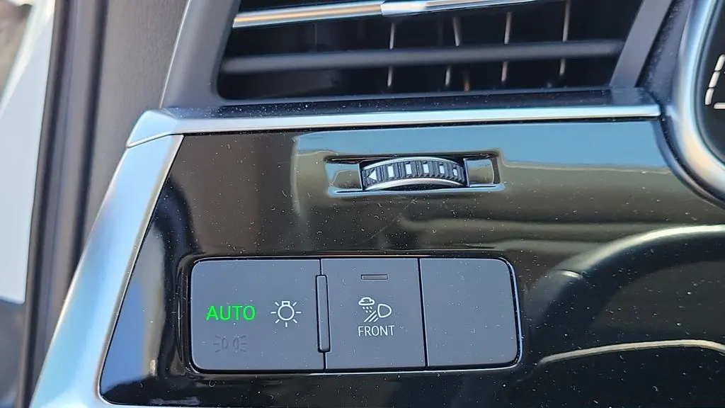2023 Audi Q7 quattro Premium Plus 55 TFSI