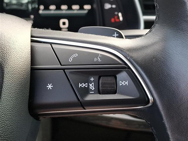 2022 Audi Q7 - $32,589