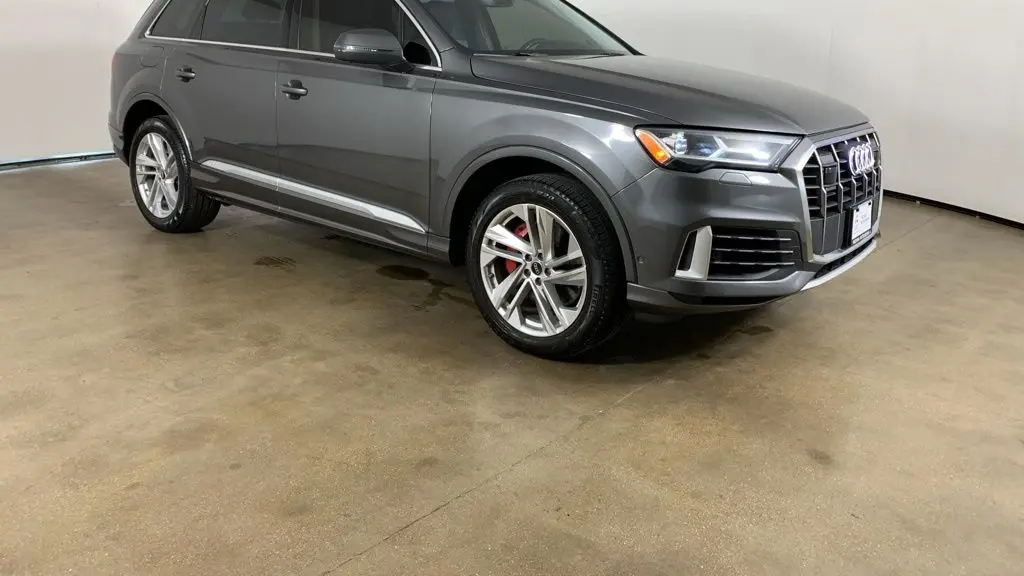 2023 Audi Q7 quattro Premium Plus 55 TFSI