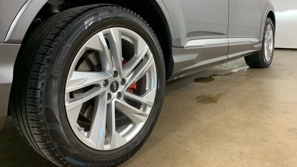 2023 Audi Q7 quattro Premium Plus 55 TFSI