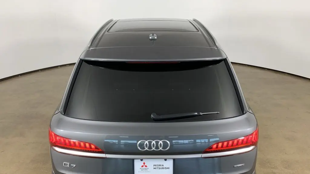 2023 Audi Q7 quattro Premium Plus 55 TFSI