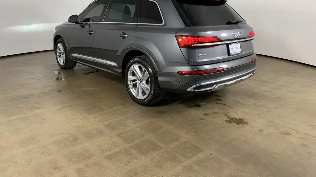 2023 Audi Q7 quattro Premium Plus 55 TFSI