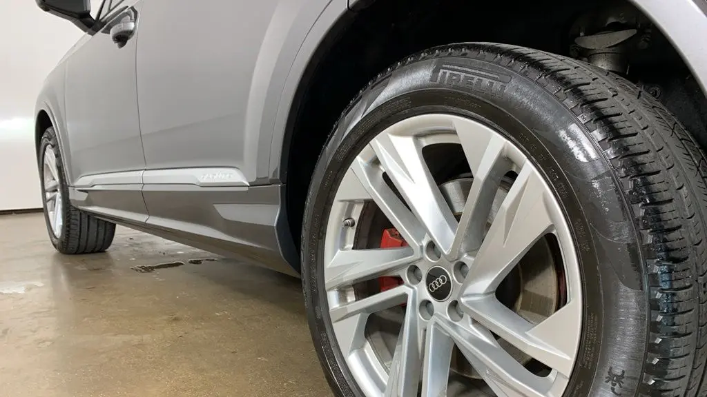 2023 Audi Q7 quattro Premium Plus 55 TFSI