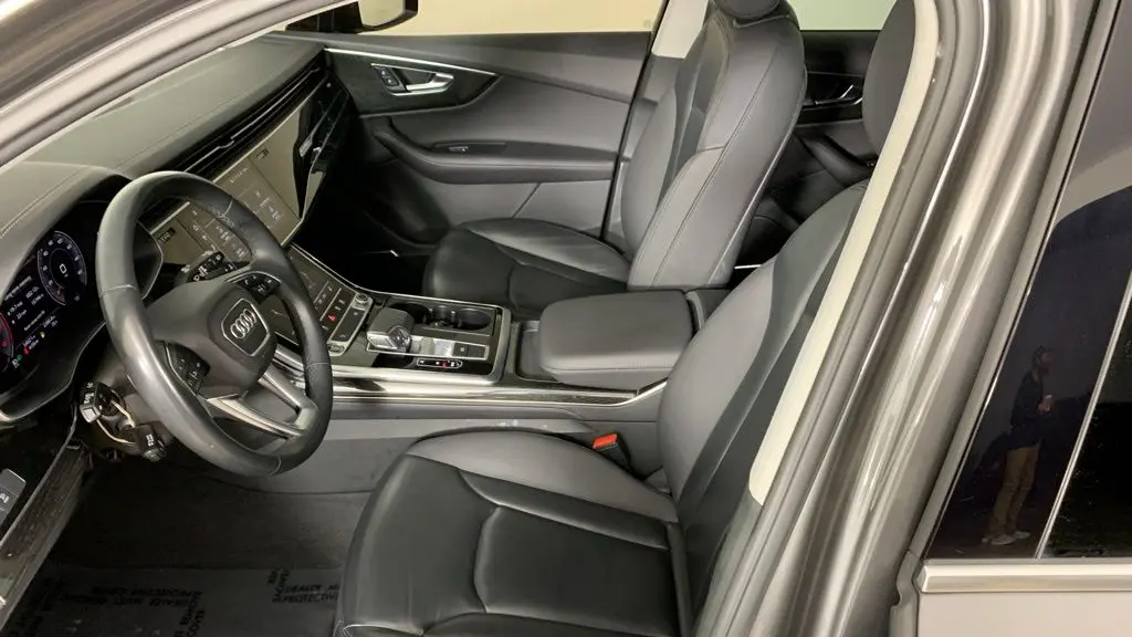 2023 Audi Q7 quattro Premium Plus 55 TFSI