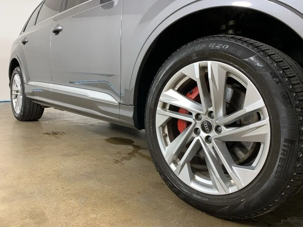 2023 Audi Q7 - $28,897