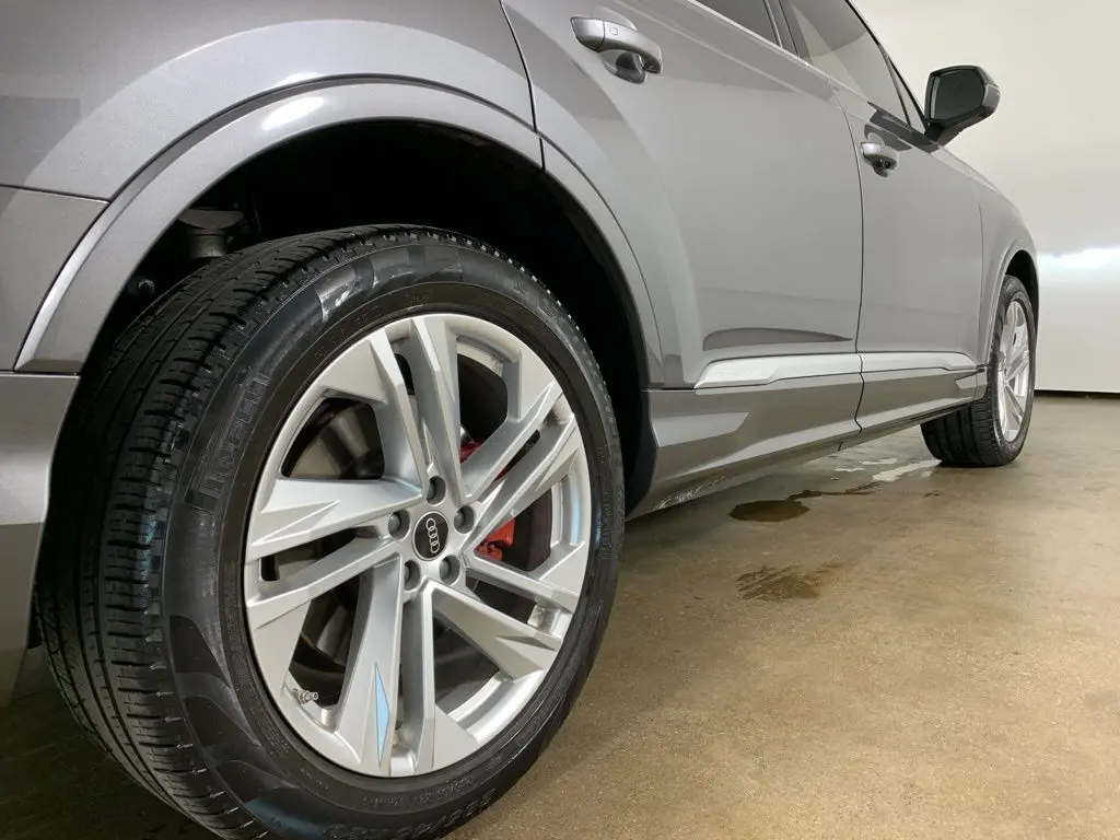 2023 Audi Q7 - $28,897