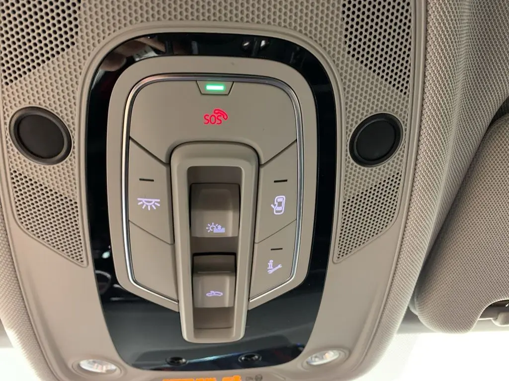2023 Audi Q7 - $28,897