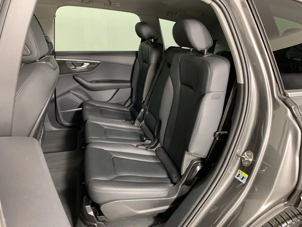 2023 Audi Q7 - $28,897