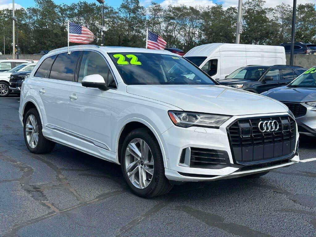 2022 Audi Q7 - $30,998