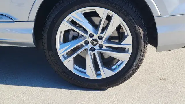 2022 Audi Q7 quattro Premium Plus 55 TFSI