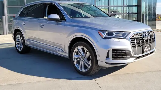 2022 Audi Q7 quattro Premium Plus 55 TFSI