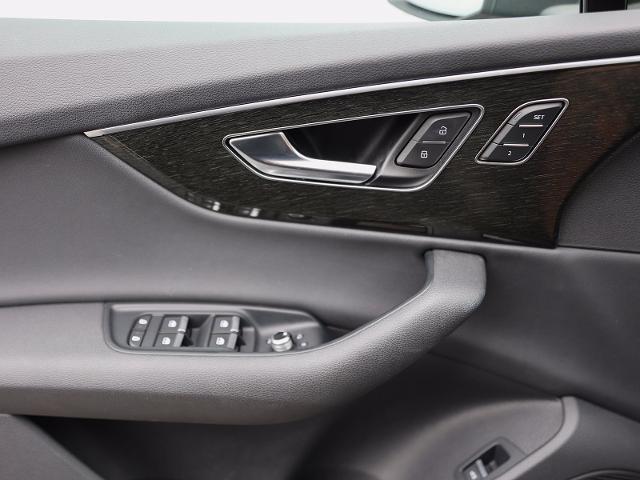 2022 Audi Q7 - $25,394