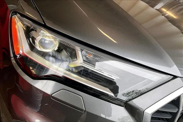 2022 Audi Q7 - $28,388