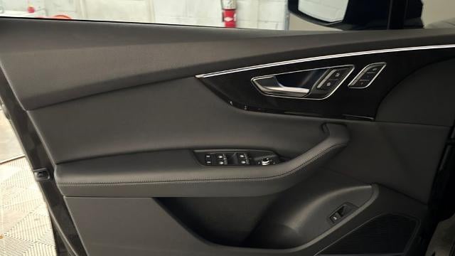 2023 Audi Q7 quattro Premium Plus 55 TFSI