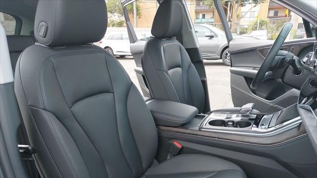 2023 Audi Q7 quattro Premium Plus 55 TFSI
