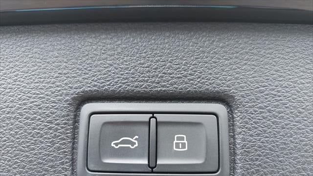 2023 Audi Q7 quattro Premium Plus 55 TFSI