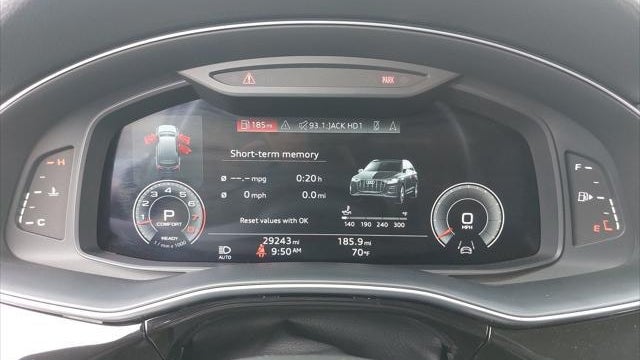 2023 Audi Q7 quattro Premium Plus 55 TFSI