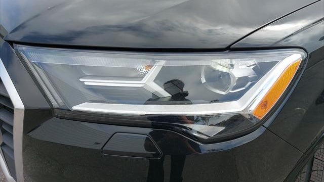 2023 Audi Q7 quattro Premium Plus 55 TFSI