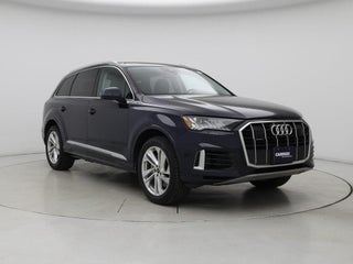 2024 Audi Q7 with Waitomo Blue Metallic Exterior
