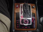 2010 Q7 Thumbnail 28