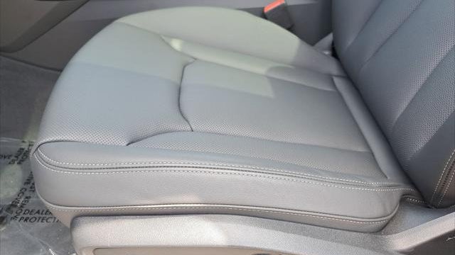 2026 Audi Q7 quattro S line Premium Plus 55 TFSI