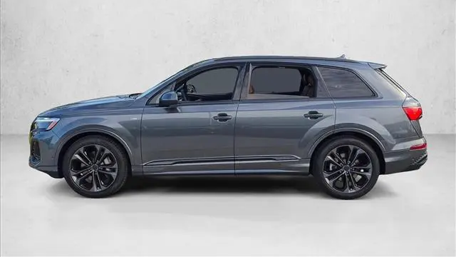 2026 Audi Q7 quattro S line Premium Plus 55 TFSI