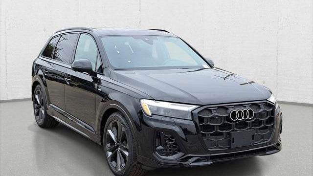 2026 Audi Q7 quattro S line Premium Plus 55 TFSI