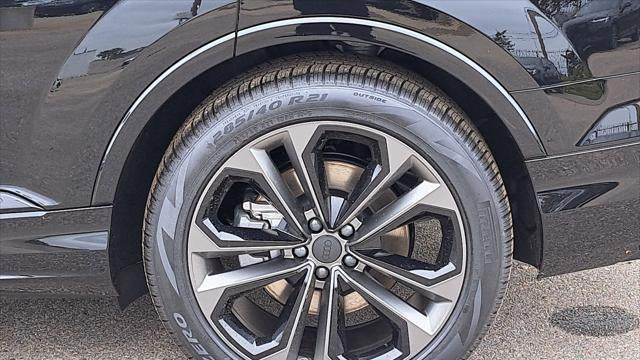 2026 Audi Q7 quattro S line Premium Plus 55 TFSI