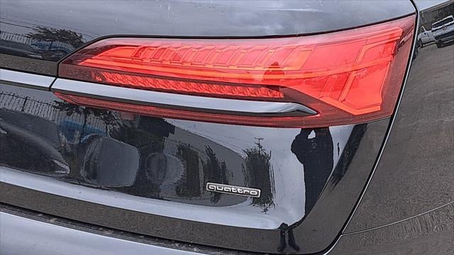 2026 Audi Q7 quattro S line Premium Plus 55 TFSI